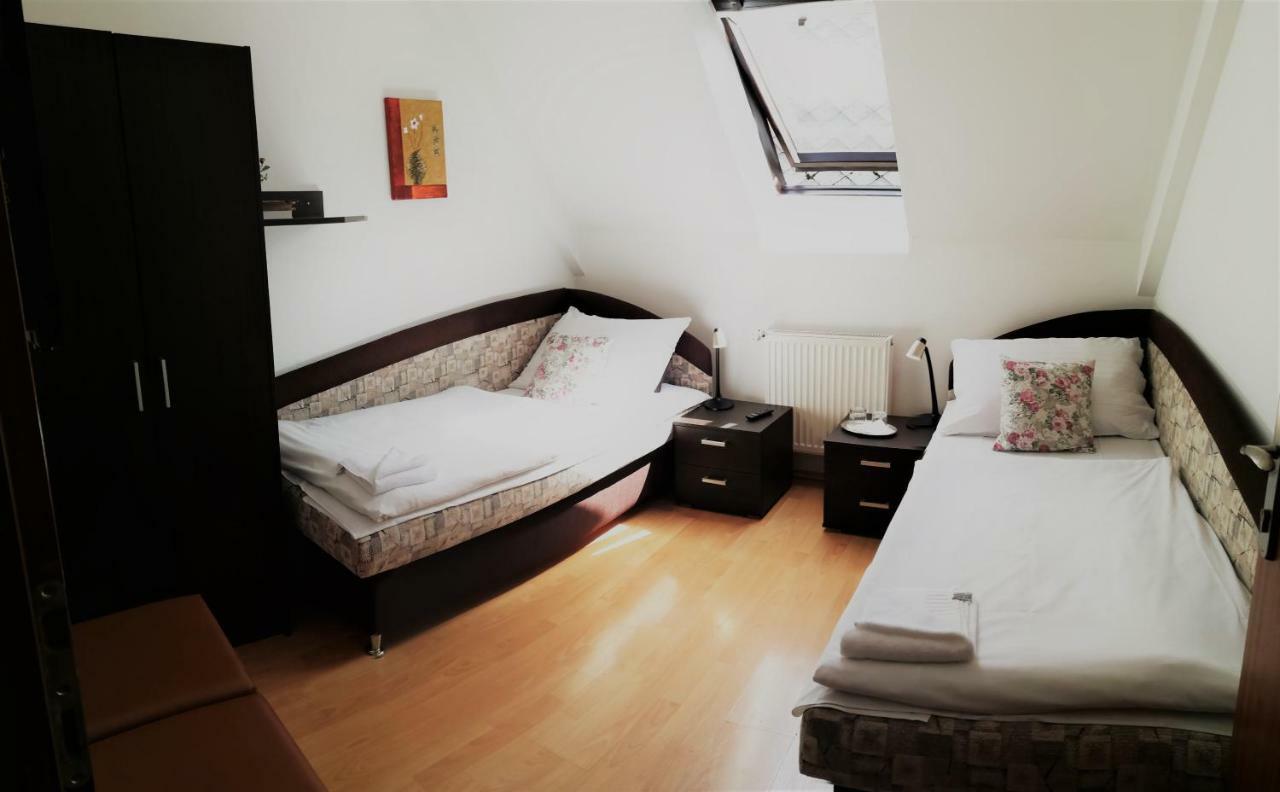 Penzion Panda 2 Turčianske Teplice Exterior foto